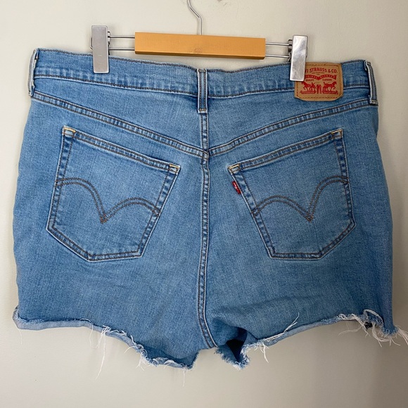 Levi’s Wedgie Skinny Denim Cut-Off Shorts - Size 18W Summer Normcore - Picture 5 of 8